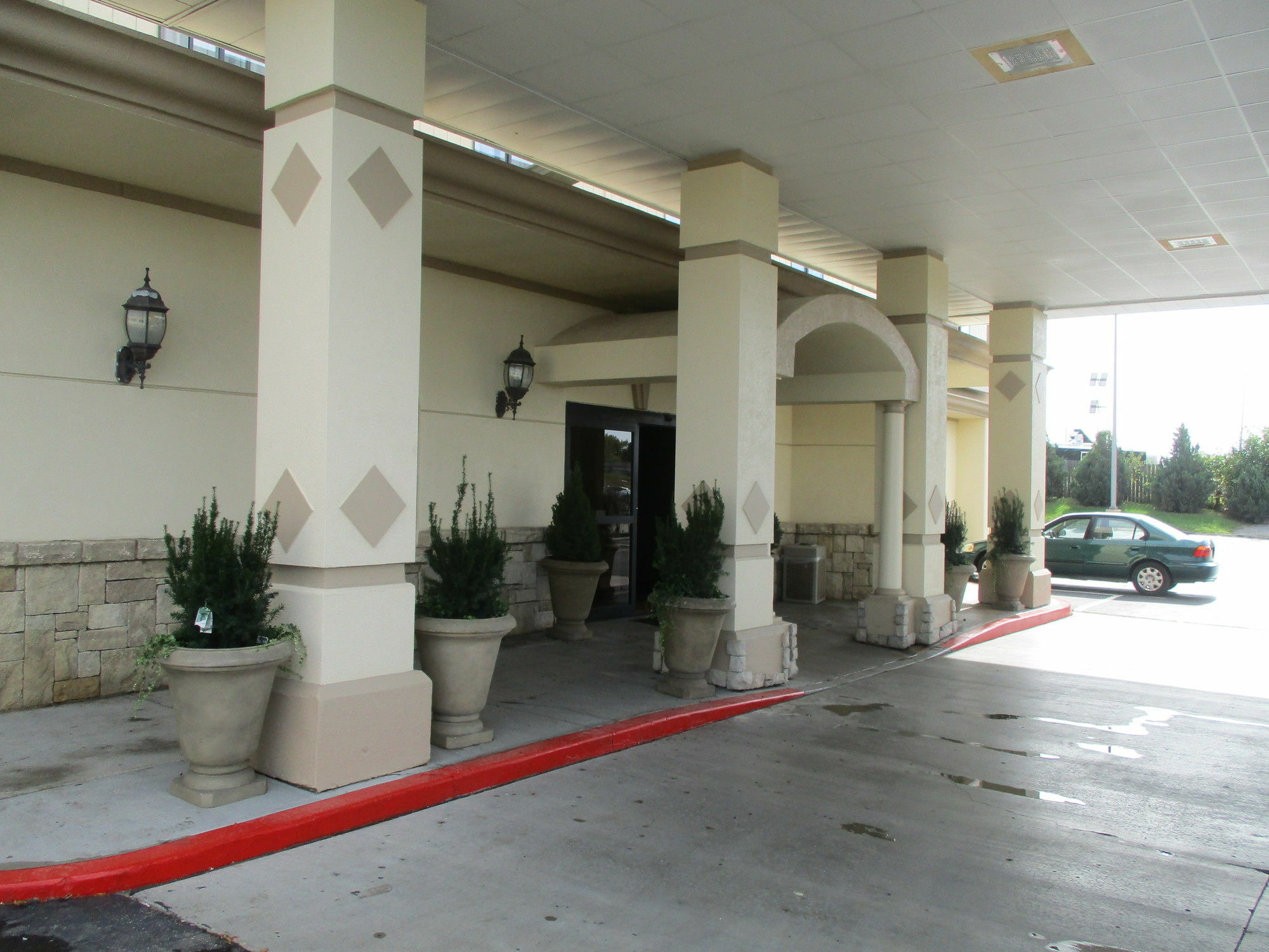 Best Host Inn Plaza Kansas City South Grandview المظهر الخارجي الصورة